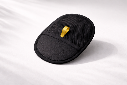 The Pawmora Electrostatic Cleaning Mitt